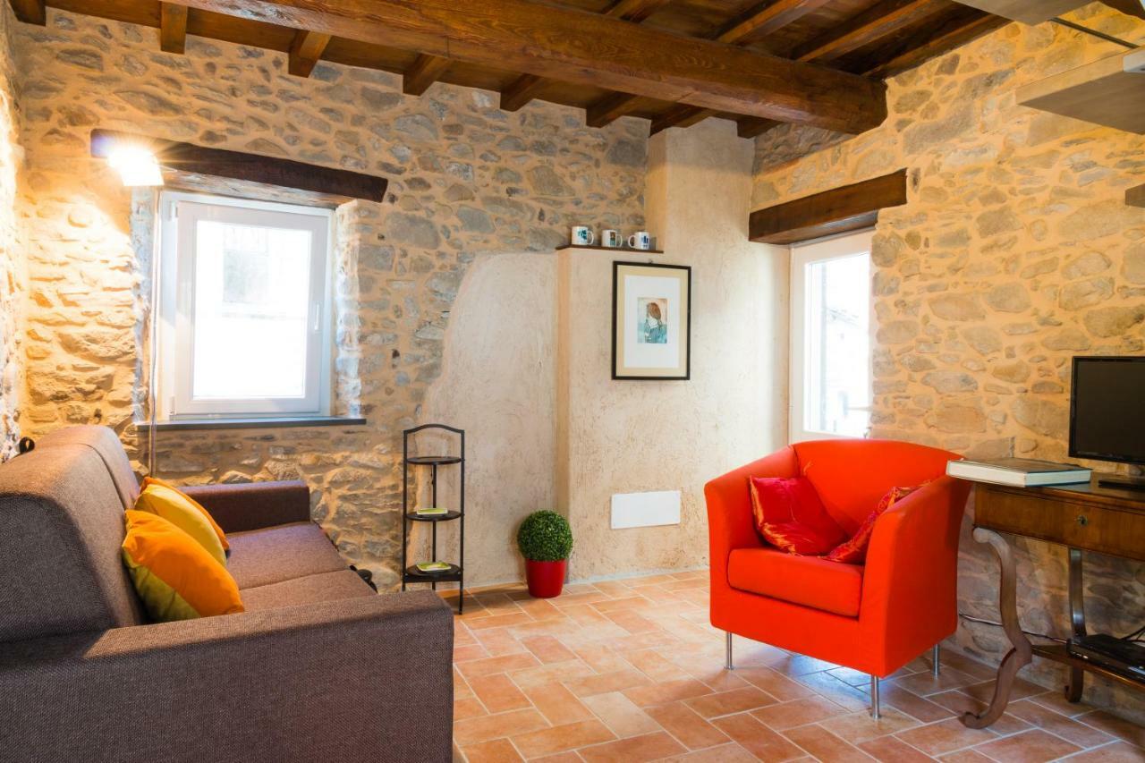 Casa Bel Villa Pescaglia ภายนอก รูปภาพ